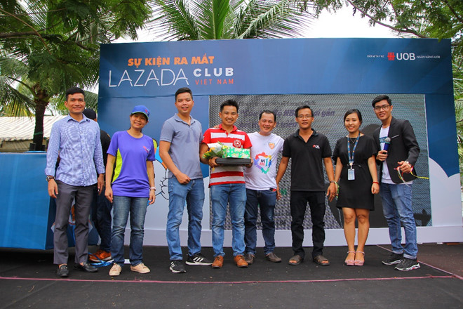Bi quyet thu hut hon 4.000 don hang moi thang cua shop online hinh anh 2